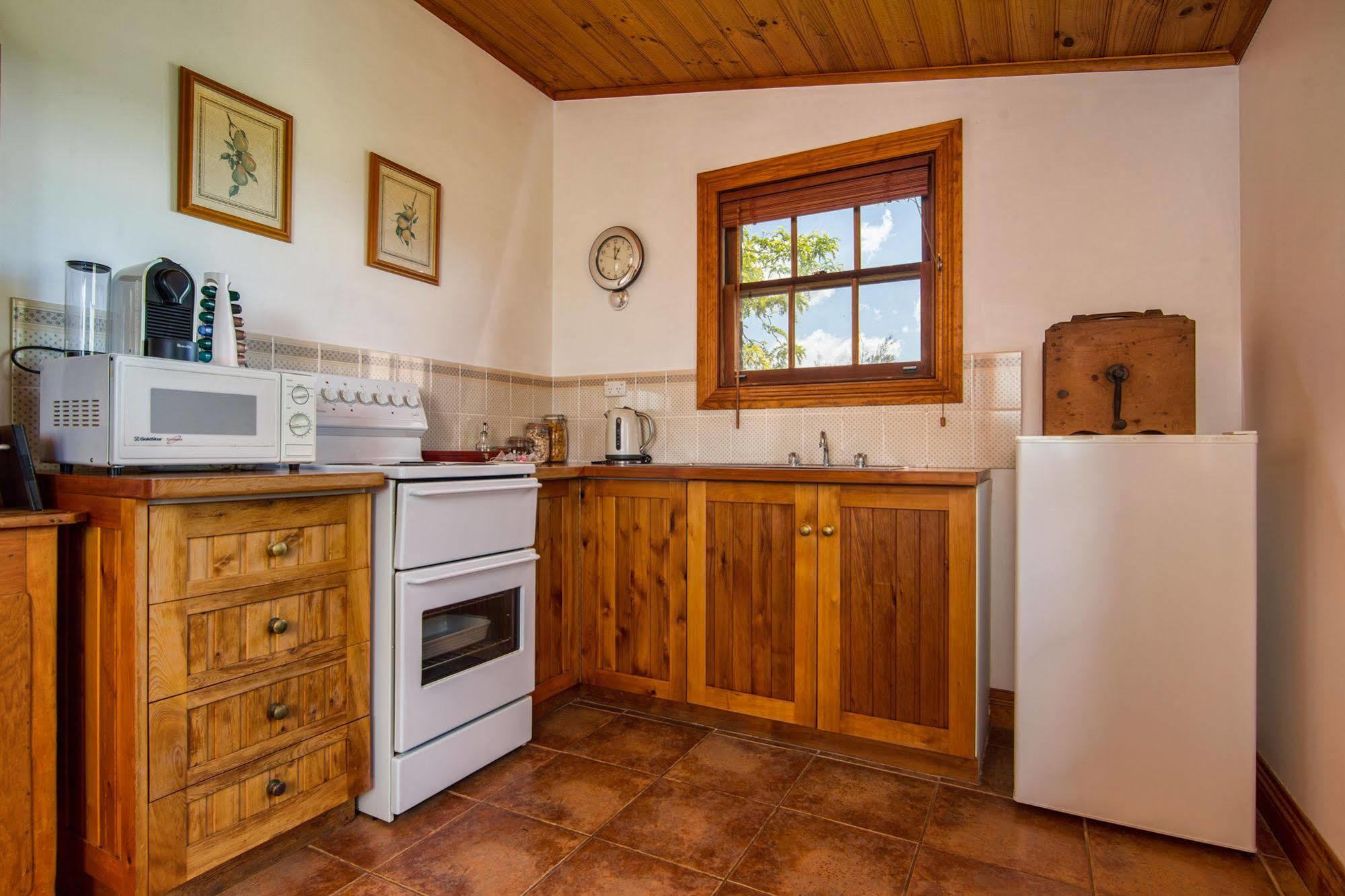 Wagners Cottages Суонси Экстерьер фото